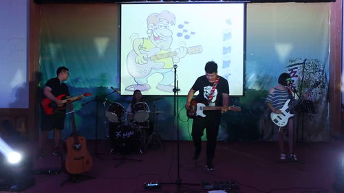 珍惜肯为您打地基的吉他老师——专访声之谷音乐教育吉他老师王启帅